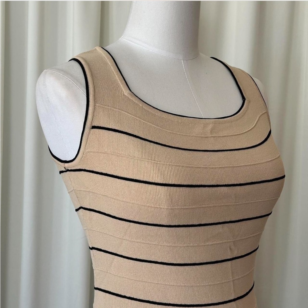 Vintage 90s Joseph A. Petite Tan & Black Striped Ribbed Tank Top size Petite. - Picture 5 of 8